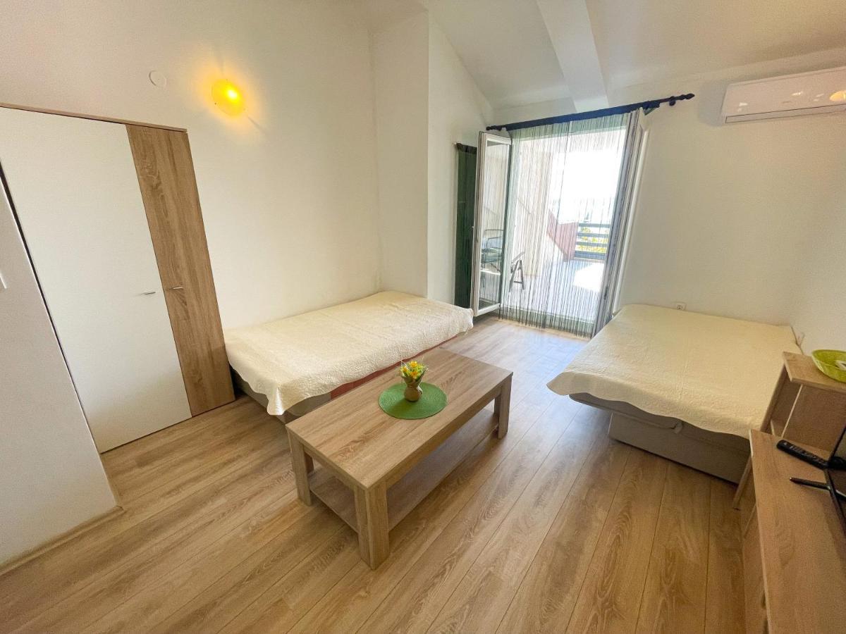 Apartmani Milan Crikvenica Extérieur photo