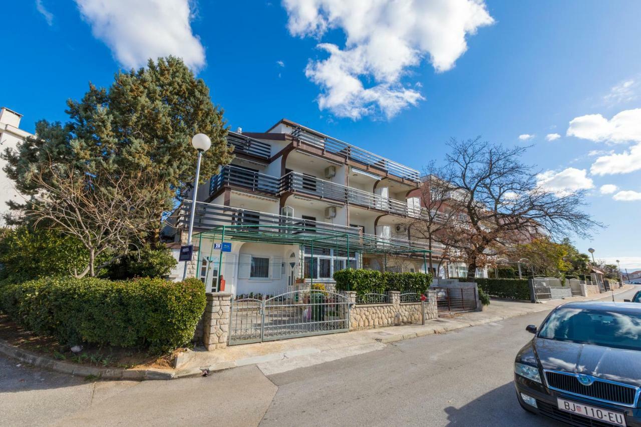 Apartmani Milan Crikvenica Extérieur photo